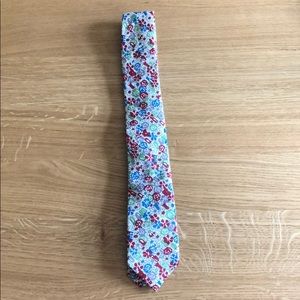 Cotton floral neck tie by The Tie Bar